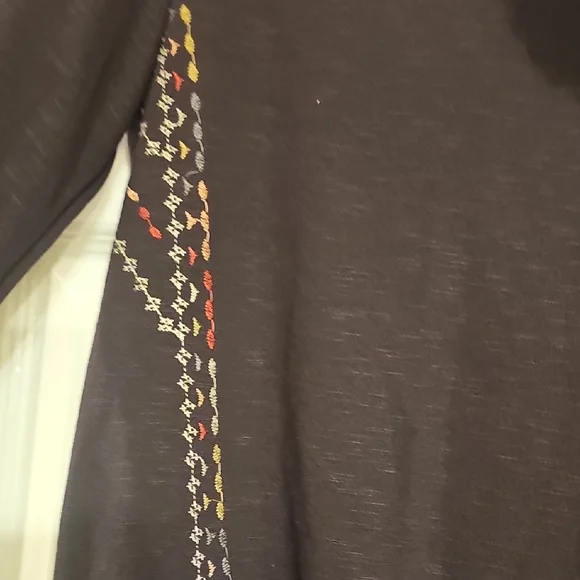 Knox Rose Brown Embroidered Blouse - Picture 4 of 4